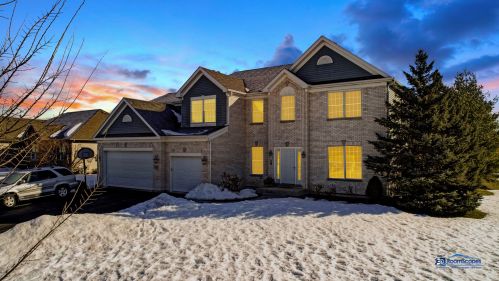 851 Red Hawk Dr, Antioch, IL 60002-2850