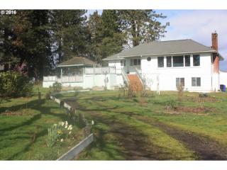 5773 Schneider Rd, Woodburn, OR 97071-8794