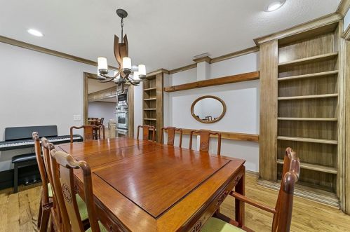 10526 Berry Knl Dr, Dallas TX  75230-4245 exterior