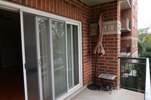 3451 Carriageway Dr, Arlington Hts IL  60004-1511 exterior