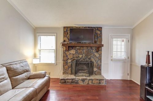 2118 Kings Mtn Dr, Conyers GA  30012-2641 exterior