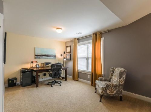 2070 Hatteras Way, Atlanta GA  30318-1083 exterior