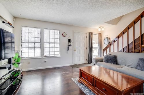 3830 Evanston St, Aurora CO 80014-3920 exterior