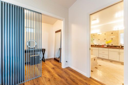 5454 Poola St, Honolulu HI  96821-1539 exterior