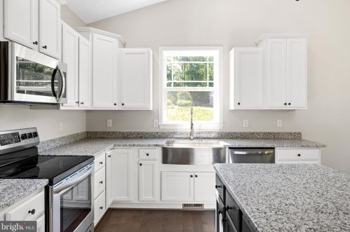 11516 Wilderness Park Dr, Spotsylvania, VA 22551-8335