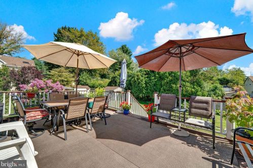 11 Corey Dr, Trenton NJ  08628-1503 exterior