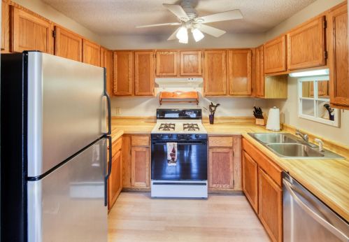 3253 Evergreen Dr, Saint Paul MN  55121-1771 exterior