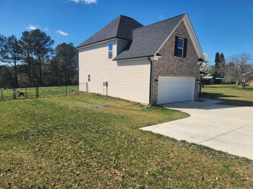 886 Sardis Church Rd, Ellisboro, NC 27025-8208