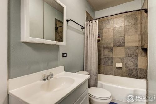 5820 20 Ave, Denver CO 80214-5800 exterior