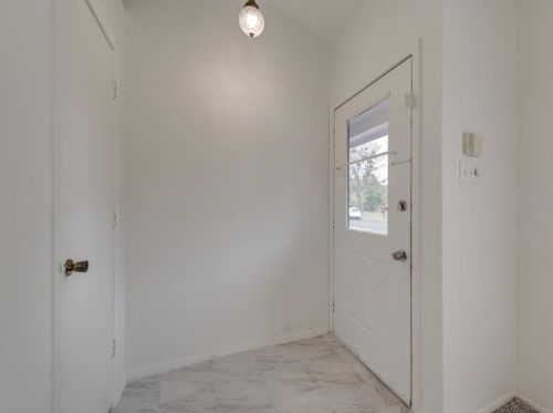 3913 Springside Dr, Fort Worth TX  76137-1315 exterior