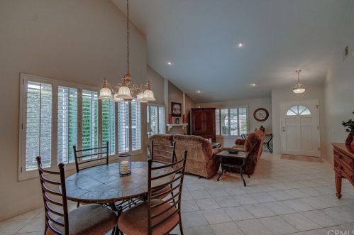 7 Deer Spg, Irvine CA  92604-3011 exterior