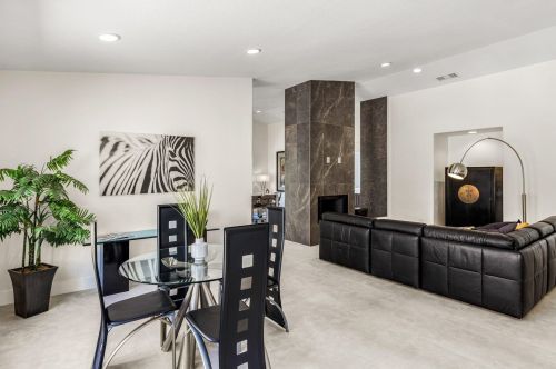 82410 Coolidge Ave, Indio, CA 92201-8543