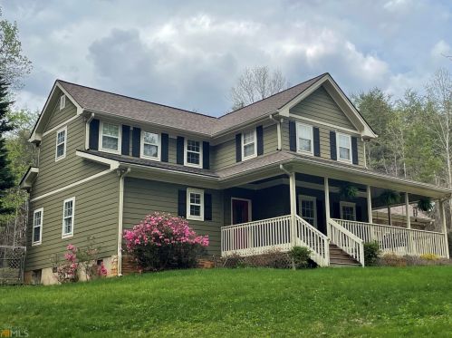 134 Stonebrook Trl, Cleveland, GA 30528-8957