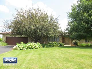 21086 Donny Brook Ln, Dekalb, IL 60115-8543