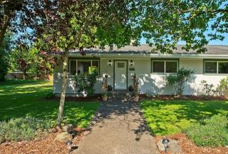 751 Orcas Ave, Seattle, WA 98059-6347
