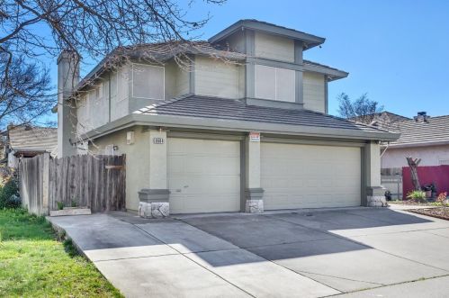 8604 Royal Sunset Ct, Elk Grove, CA 95624-3800