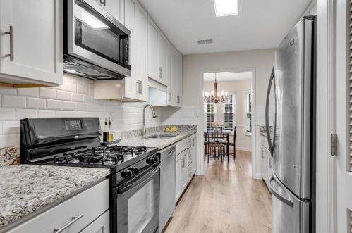 1201 Country Park Dr, Smyrna GA  30080-8226 exterior