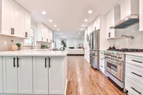 3911 Edenton Ct, Atlanta GA  30319-1883 exterior