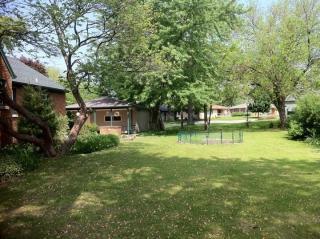 929 Grand Blvd, Joliet, IL 60436-1549