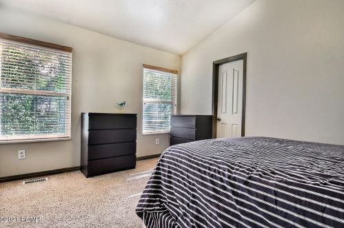 8028 Springshire Dr, Park City UT 84098-5396 exterior