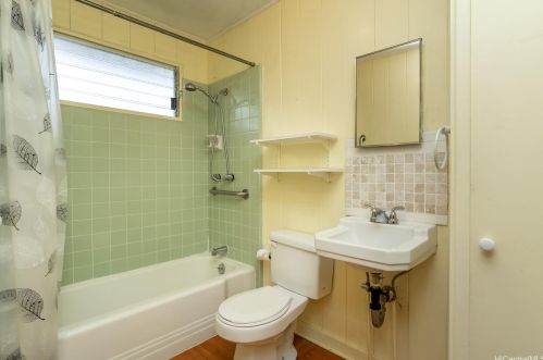 304 Wyllie St, Honolulu HI  96817-1727 exterior