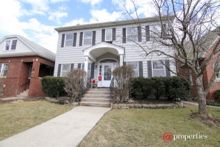 2759 Garrison Ave, Evanston, IL 60201-1705