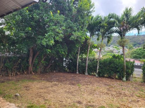 2401 Kula Kolea Dr, Honolulu HI  96819-2825 exterior
