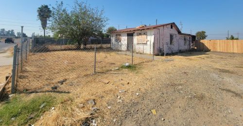2009 Beachwood Dr, Merced, CA 95348-3716