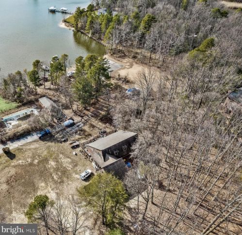 1201 Villa Isle Ct, Riviera Beach, MD 21122-5310