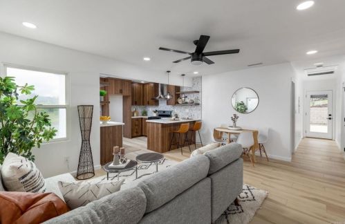 406 Tyrone St, El Cajon, CA 92020-2231