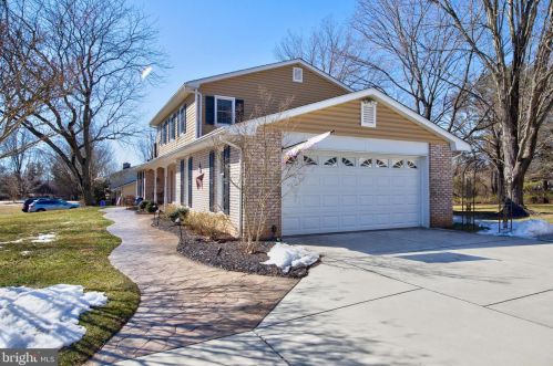 2604 Greene Ln, Fallston, MD 21047-1215