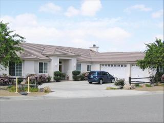 28250 Deep Canyon Dr, Escondido, CA 92026-6712