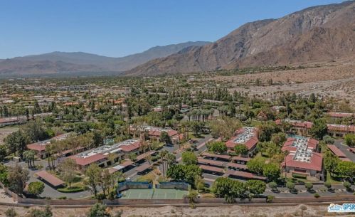 2810 Arcadia Ct, Palm Springs, CA 92262-1643