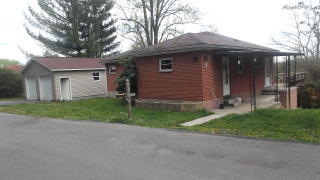 217 Edwards St, Beckley, WV 25801-3703