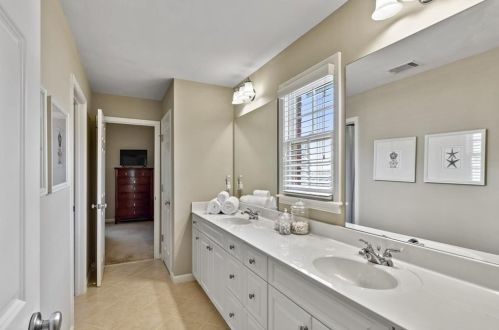 2308 Briarcliff Cmns, Atlanta GA  30345-2173 exterior