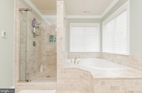 169 Colonial Dr, Charles Town WV 25414-4920 exterior