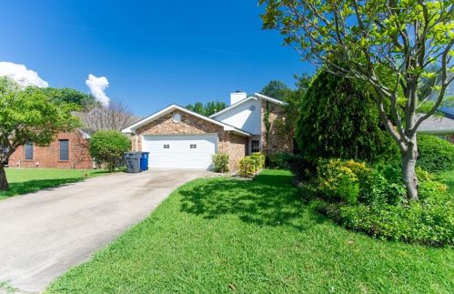 3114 Encino Dr, Dallas, TX 75228-2370