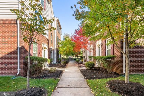 14114 Cannondale Way, Gainesville VA  20155-3309 exterior