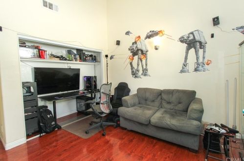 227 Coffman St, Anaheim CA  92805-7100 exterior