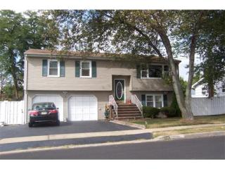 29 Harrison Ave, Colonia, NJ 07067-2209