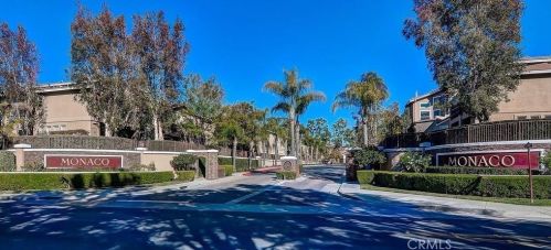 1055 Positano Ave, Anaheim CA  92808-1541 exterior