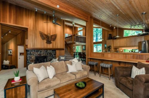 338 Skidder Trl, Truckee, CA 96161-3928