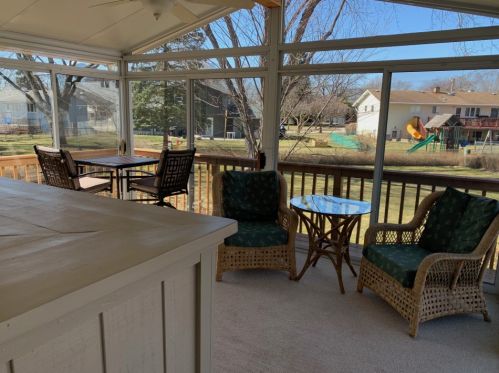 150 Patricia Ln, Palatine, IL 60074-5738