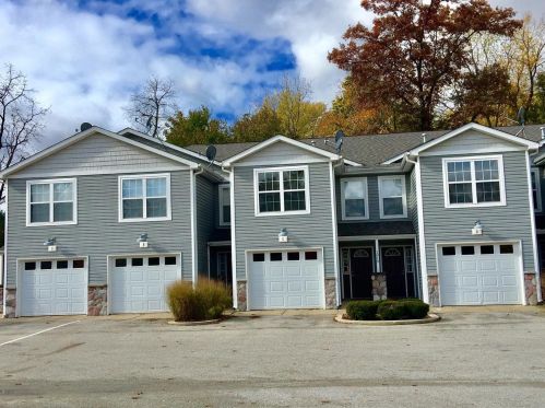 1903 Rebecca St, Valpo, IN 46383-3152