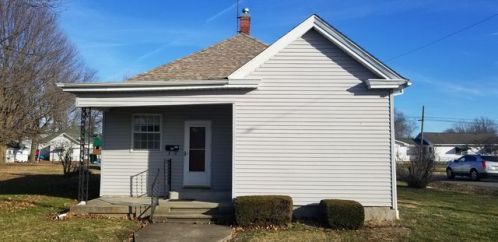 709 Macoupin St, Dorchester, IL 62033-1349