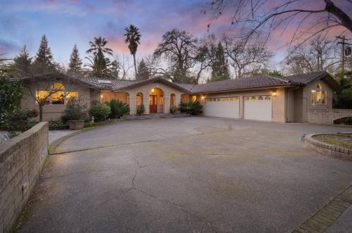 4611 New York Ave, Fair Oaks, CA 95628-5832