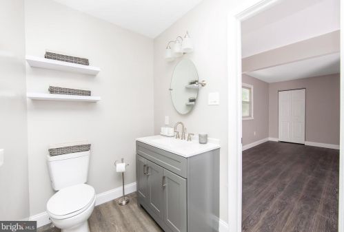 323 Timberline Dr, Mount Laurel NJ  08054-2136 exterior