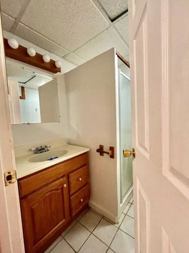 435 Middle Rd, Warwick RI  02818-2324 exterior