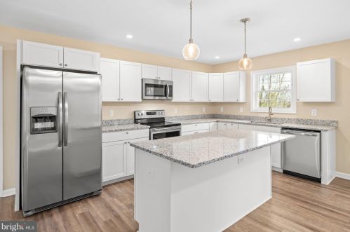 22202 Lahore Rd, Madison Mills, VA 22960-3726