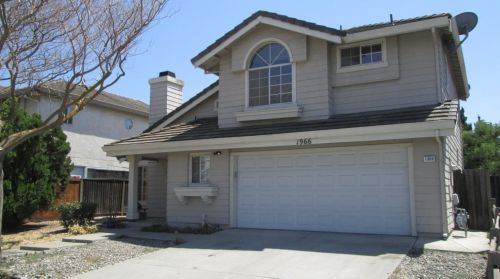 1966 Paradise Valley Ct, Tracy, CA 95376-0716